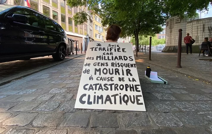 À Lille, les activistes d'Extinction Rebellion organisent plusieurs blocages ce samedi