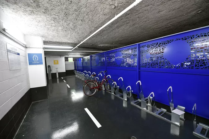 Deux nouveaux cycloparks sécurisés vont ouvrir dans le centre de Lille
