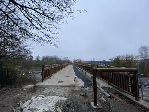 Le pont des abattoirs du Vieux-Lille est en train de devenir une passerelle 100% modes doux