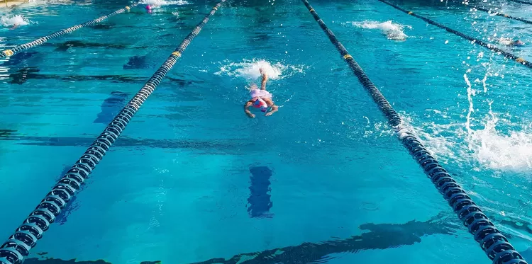 Début avril, c'est le retour de l'aquathlon de Lille à la piscine Marx Dormoy