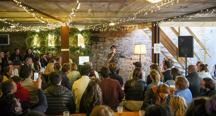 "Les Gens qui rient", les soirées humour et stand up qui débarquent dans les bars lillois