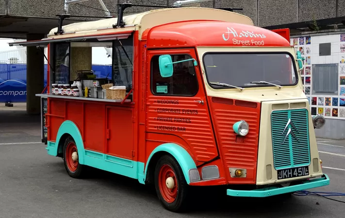 Ce samedi, rendez-vous aux Popotes Roulantes, le festival hellemmois de food-trucks à la sauce rock