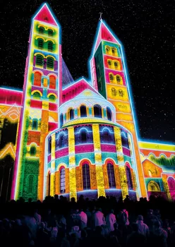 Un mapping géant et gratuit est à admirer sur la cathédrale de Tournai en août