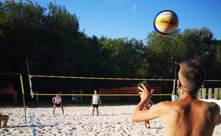 Les terrains de beach volley du Lac du Héron sont rouverts pour la saison