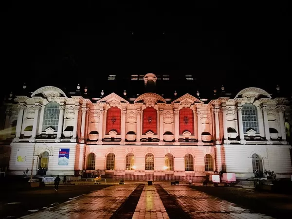 Le Palais des Beaux-Arts a dit bye bye à ses échafaudages