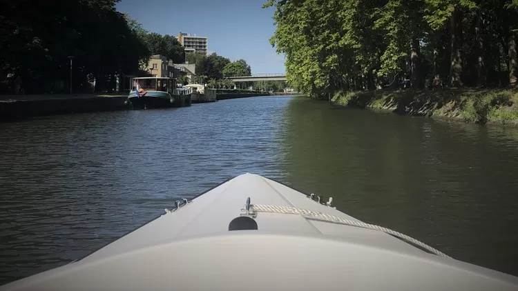 Naviguez sur la Deûle grâce aux Marins d'eau douce