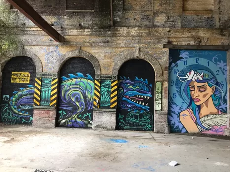 Des collectifs de street-art investissent la friche de l'Union pour des visites guidées artistiques