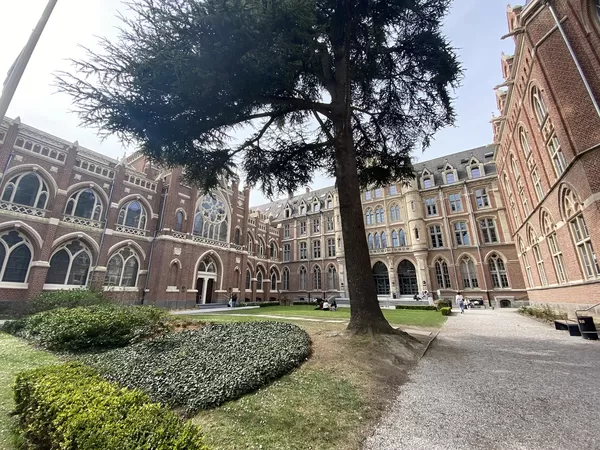 En juin, l'Université Catholique de Lille organise un event sur "la ville de demain"