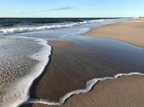 Les plages du Nord rouvrent ce week-end...  mais sous conditions