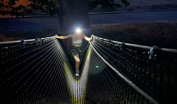 Les sessions nocturnes d'accrobranche à la Citadelle de Lille sont de retour