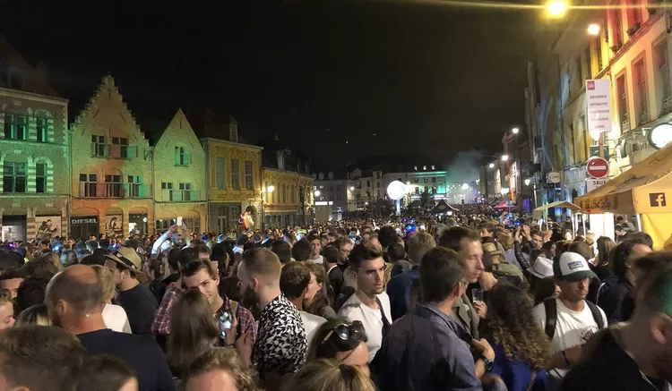 Bars, bière et musique : le programme nocturne de la Braderie de Lille