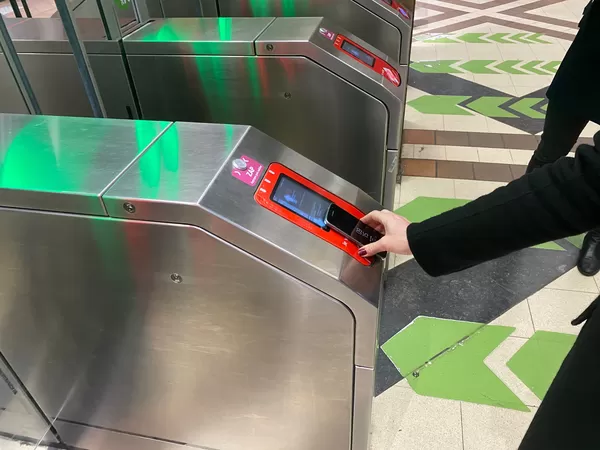 Ilévia a mis en place le M-ticket, pour pouvoir valider son trajet avec son téléphone