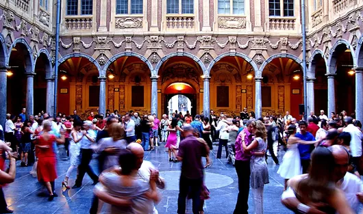 Les soirées tango reviennent à la Vieille-Bourse chaque dimanche soir de l'été