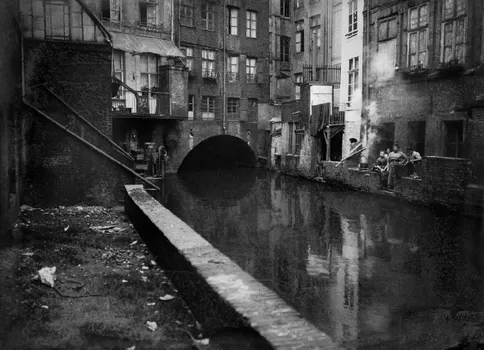 [Flashback] Sous les pavés de la rue de Weppes, le canal Saint Pierre coule encore