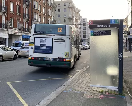 Deux nouvelles lignes de bus vont tester la descente à la demande après 22 heures