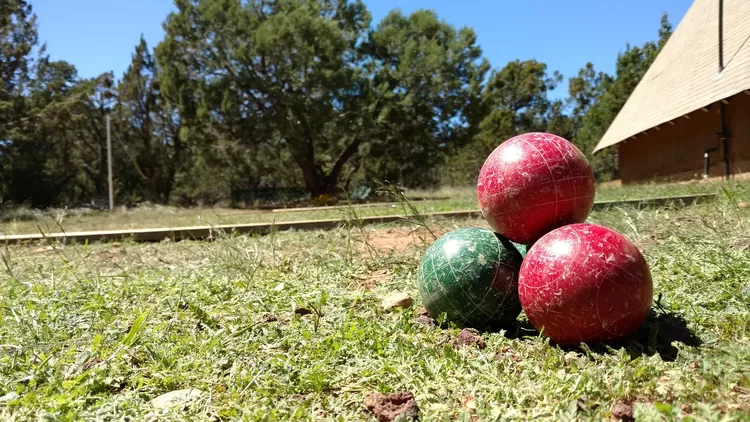 Cet été, la friche Saint-So aura son spot éphémère à base de barbec, de pétanque et de concerts