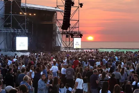 Le Touquet Music Beach Festival tient encore debout, et deux artistes lillois sont de la partie