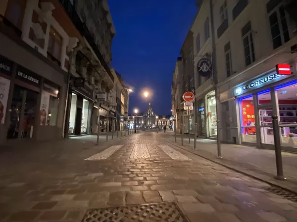 Couvre-feu à 18 heures : on fait le point sur ce qu'on peut (et surtout ce qu'on ne peut pas) faire