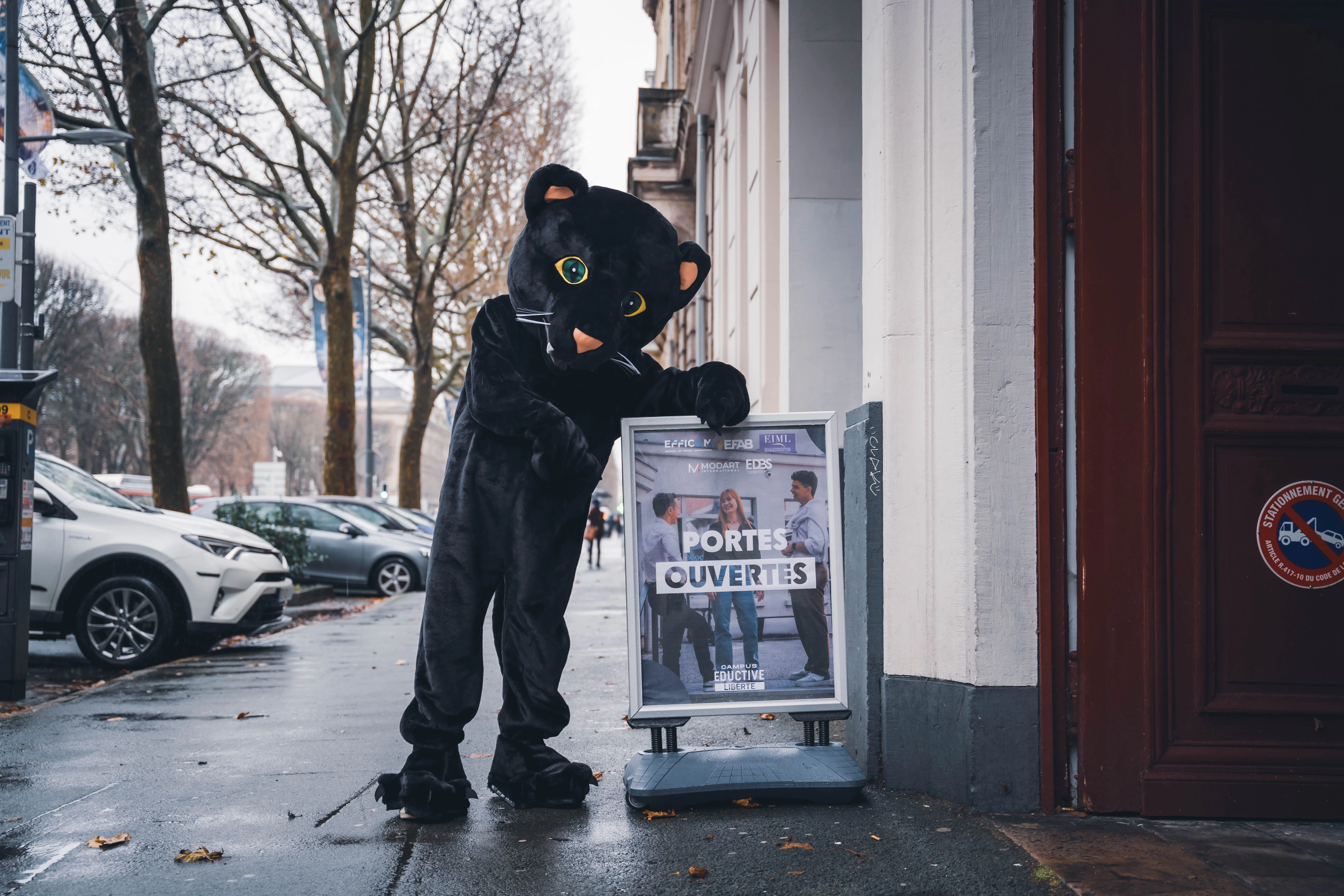 La mascotte vous attend nombreux et nombreuses aux portes ouvertes. ©Efficom