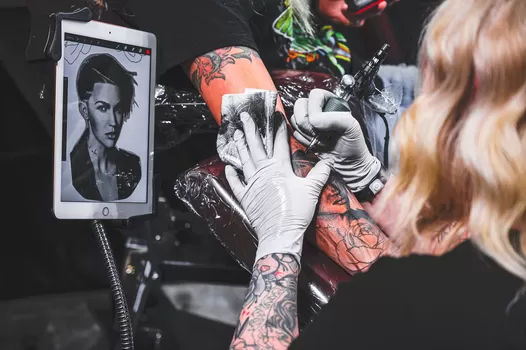 La Nuit d'Encre : l'event tattoos et musique ce samedi à JB Lebas