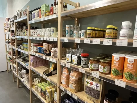 L'épicerie Vivanie a installé ses produits 100% vegan à Wazemmes