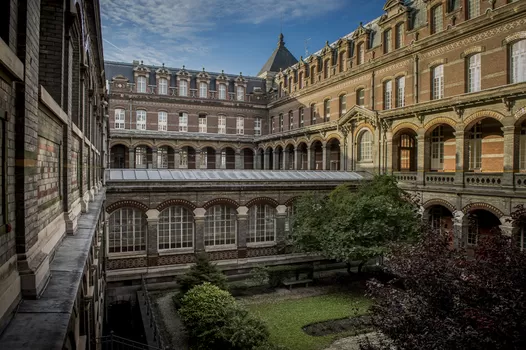 L'école des Arts et Métiers, le Poudlard des ingénieurs de demain