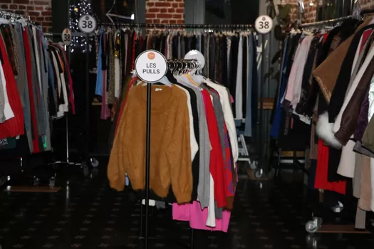 Rebellote, la braderie nomade pour trouver des fringues tendances à prix doux