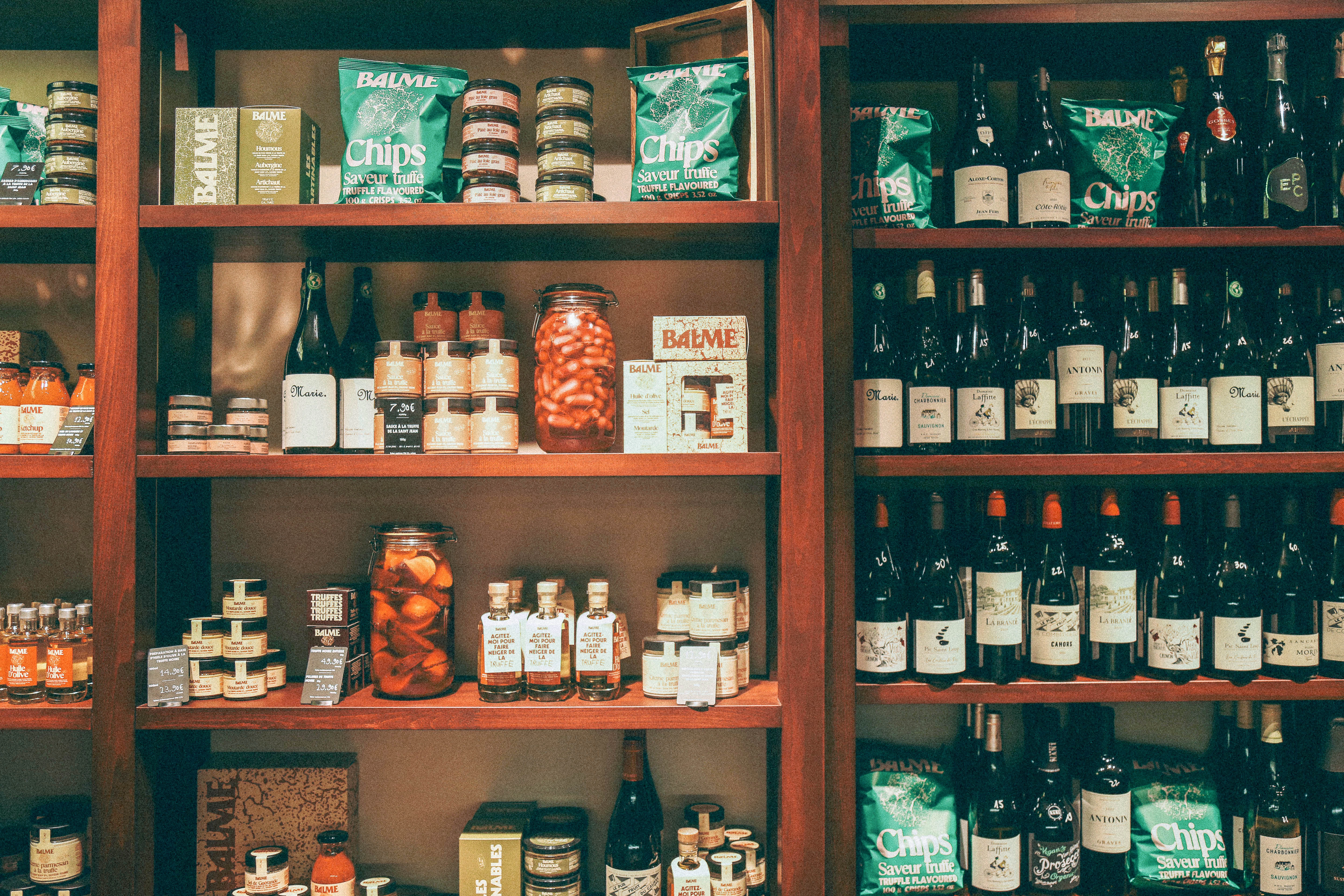 Dans l'épicerie, vous trouverez tout pour l'apéro.