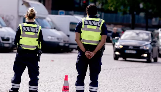 La douane lance une campagne de recrutement dans les Hauts-de-France