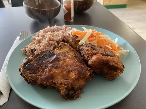 Backyard Kitchen, le premier restaurant jamaïcain de Lille a ouvert dans le centre