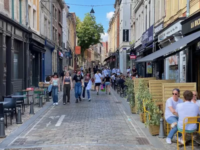 Jusqu'à fin septembre, trois rues du Vieux-Lille redeviennent piétonnes