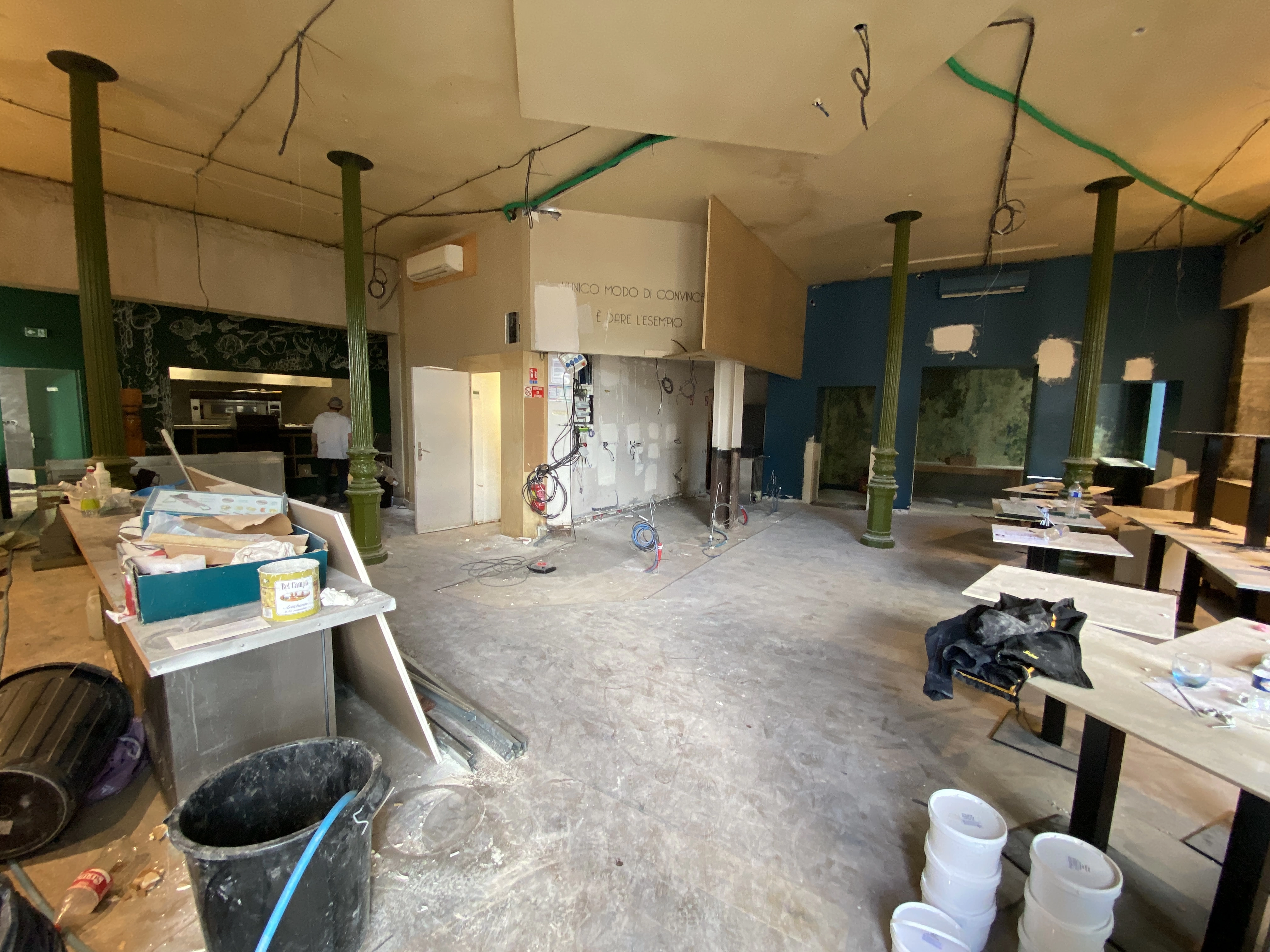 Pour l'instant, c'est encore les gros travaux. 