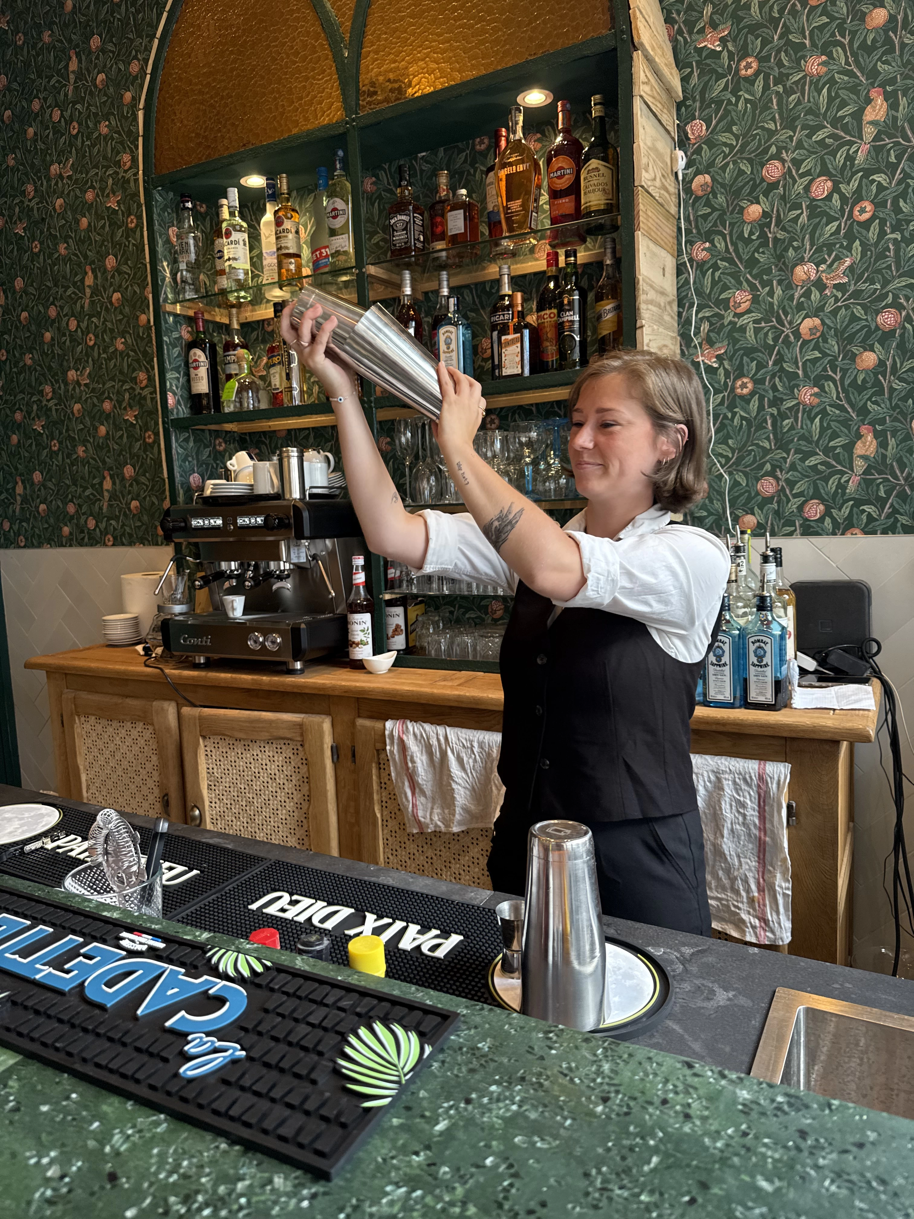 C'est Marina qui va vous régaler côté boissons.
