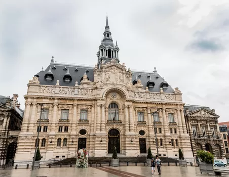 Roubaix attribue des bourses aux étudiants investis dans la vie citoyenne