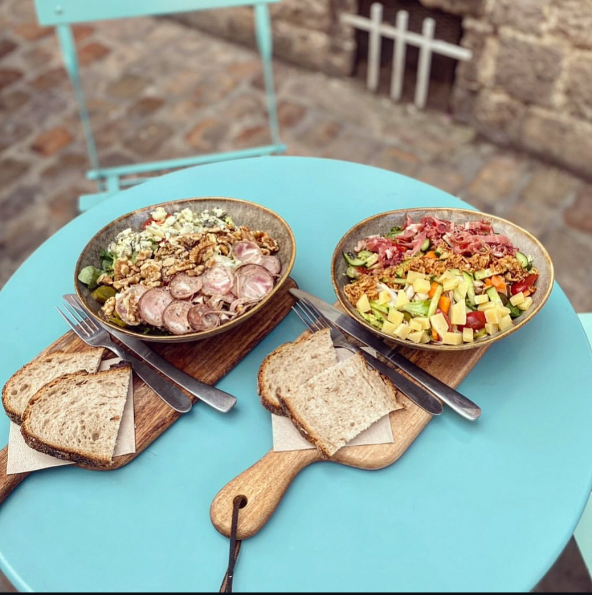 Pour l'hiver, il y aura des déclinaisons qui réchauffent du côté des salades. @LesFrèresPinard